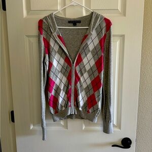 Tommy Hilfiger gray argyle cardigan. Zippered front . Hooded